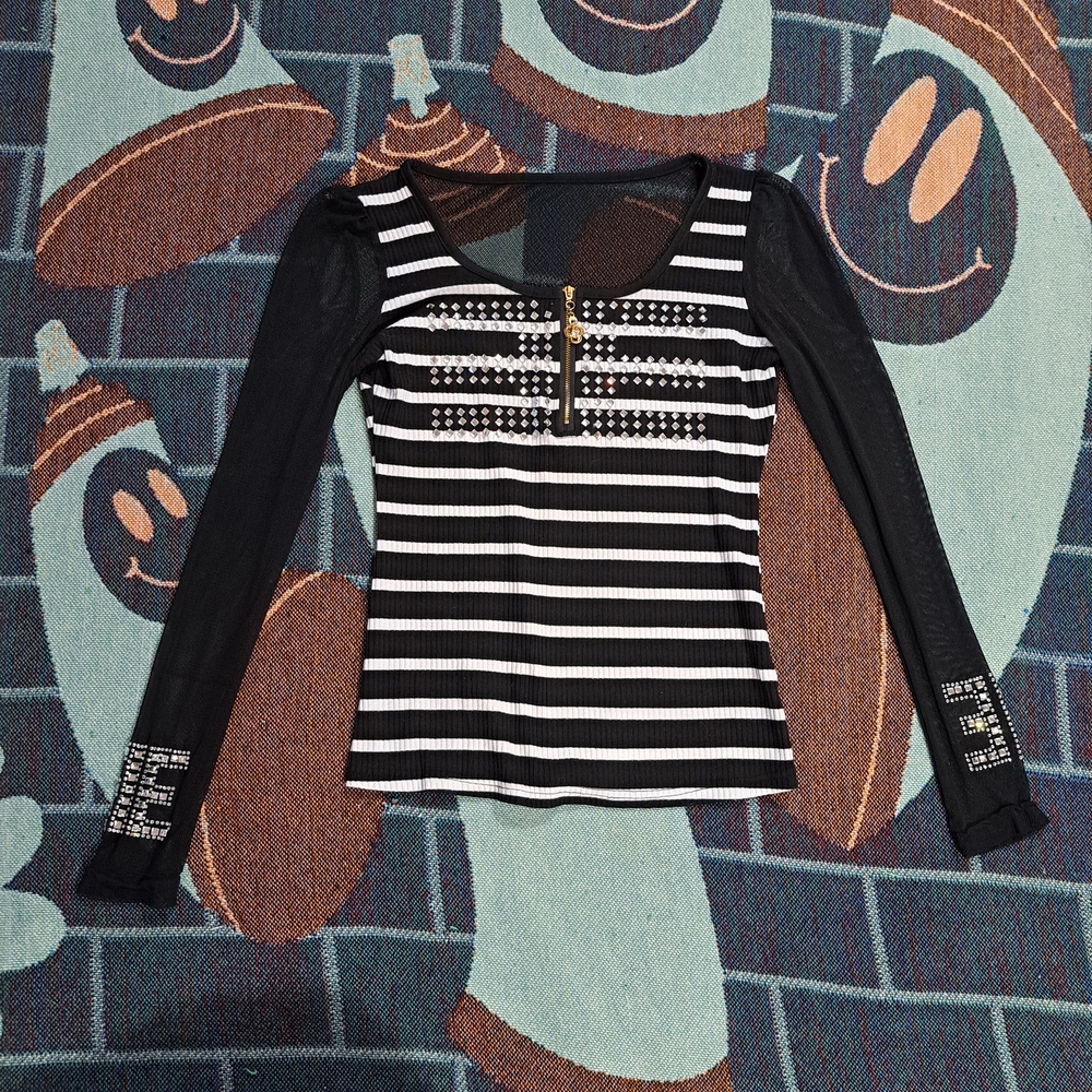 🌈MESH BLACK AND WHITE STRIPED LONG SLEEVE-S